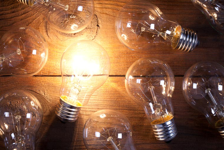 Incandescent Light Bulbs Being Phased Out to Save Energy